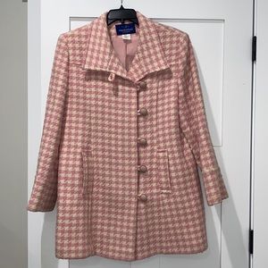 Mackintosh New England pink white houndstooth wool pea coat. Size 12.
